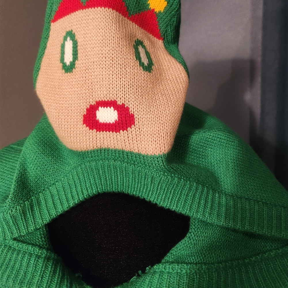 #ELFIE Sweater - Picture 2 of 11